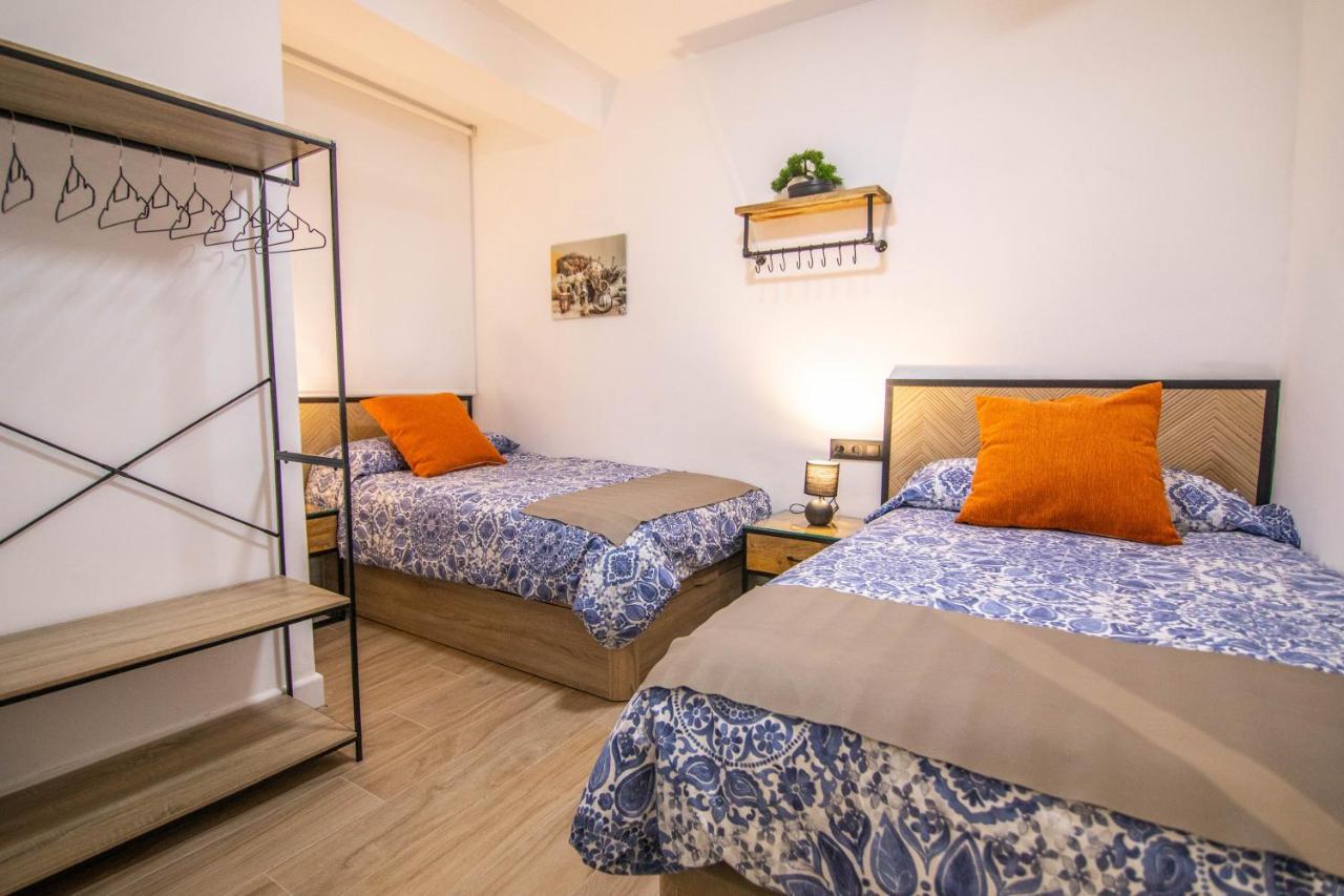 Tuguest Avenida Madrid Lejlighed Granada Eksteriør billede